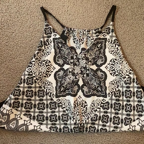 IZ Byer Size S Detailed Black and White Blouse - Picture 2 of 3